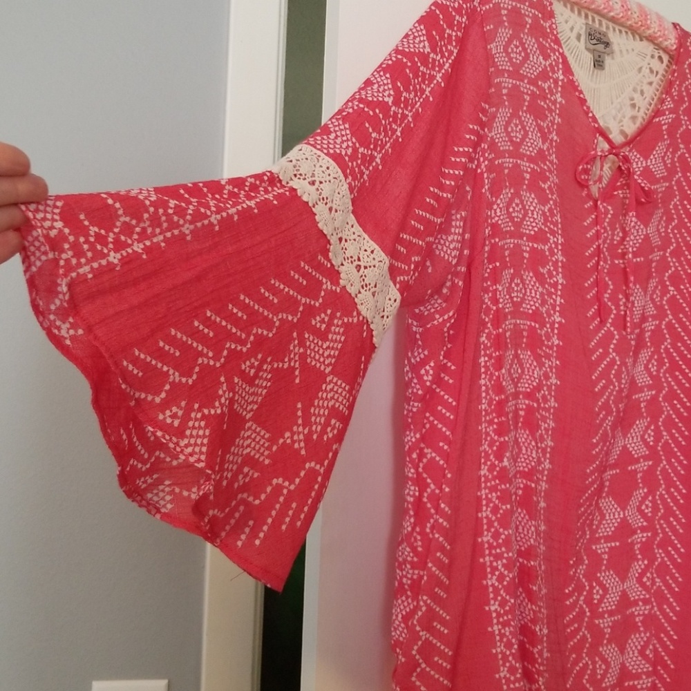 Tunic - Picture 2 of 4
